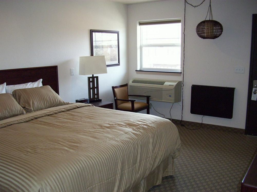 Price Pointe Inn Waukesha Dış mekan fotoğraf